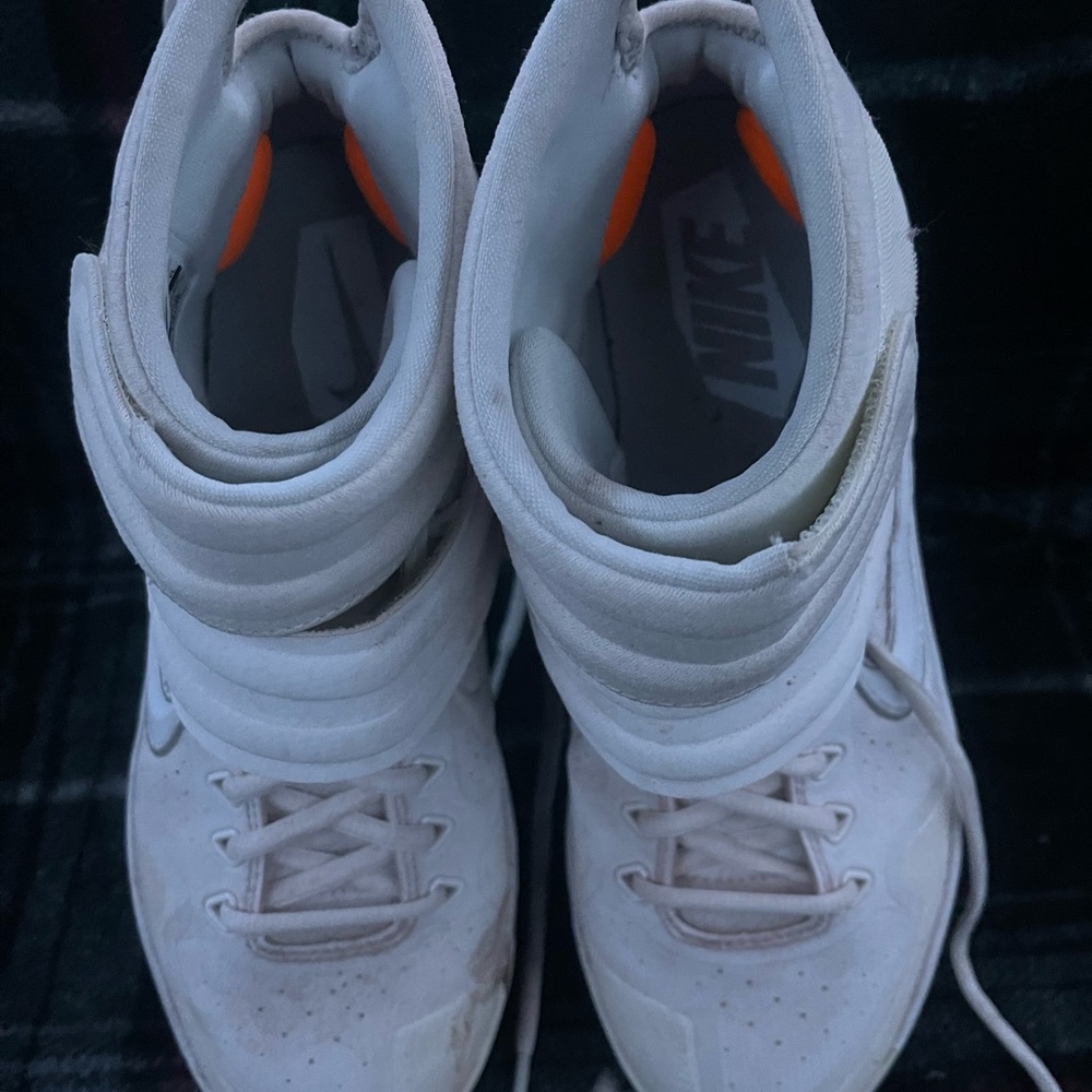Baseball cleats men’s size 8